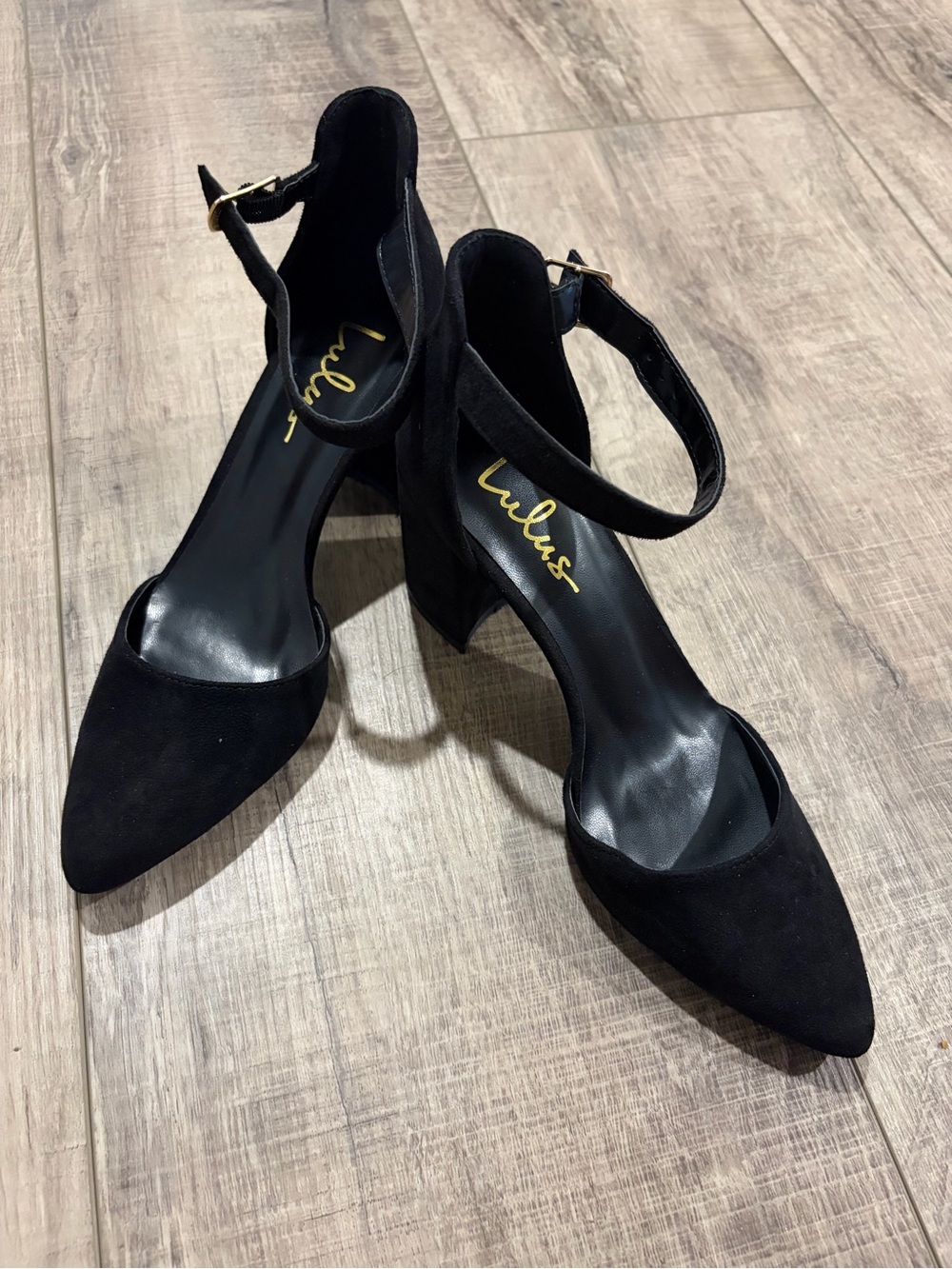 NWOT Lulus Women's Black Pointed Ankle-Strap Block Heels - Picture 4 of 6